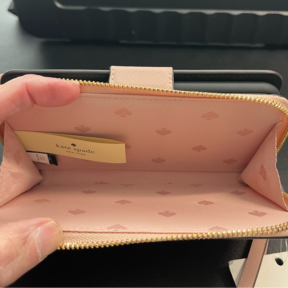 kate spade Pale Blush Zip-Around Wristlet Phone Case - NWT - iPhone X or XS - Picture 6 of 8